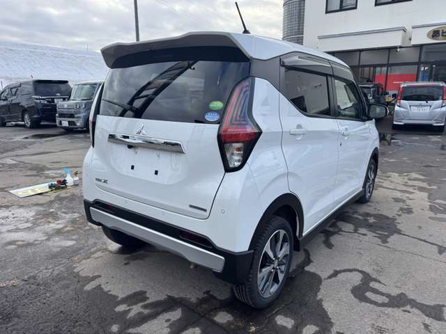Mitsubishi eK X 2