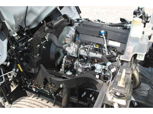 Mitsubishi Fuso Canter 11