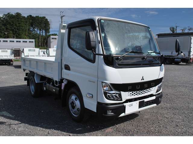 Mitsubishi Fuso Canter 2