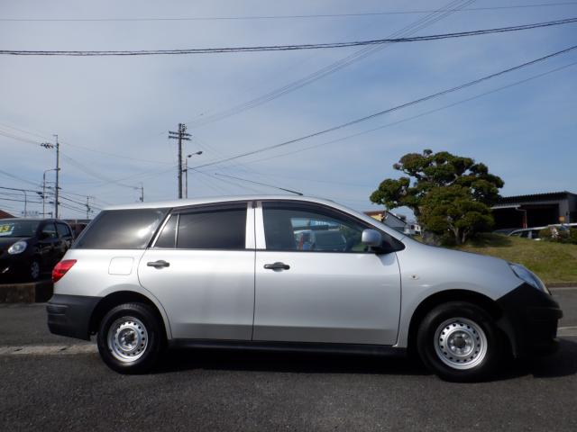 Nissan AD 4