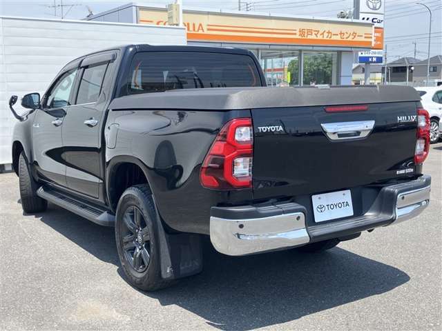 Toyota Hilux 11