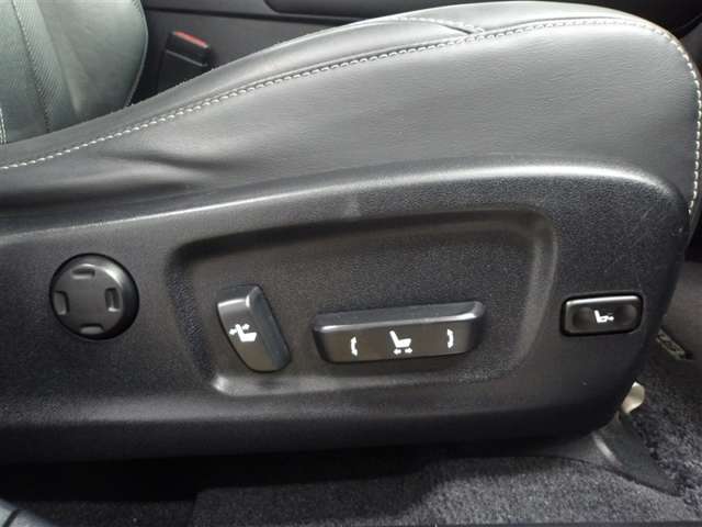 Lexus RX 11