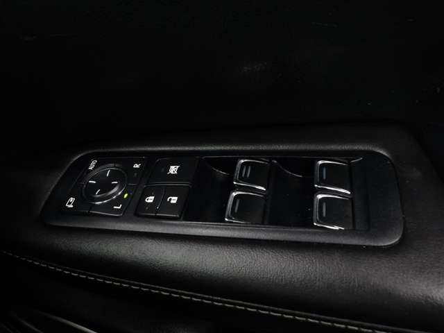 Lexus RX 9