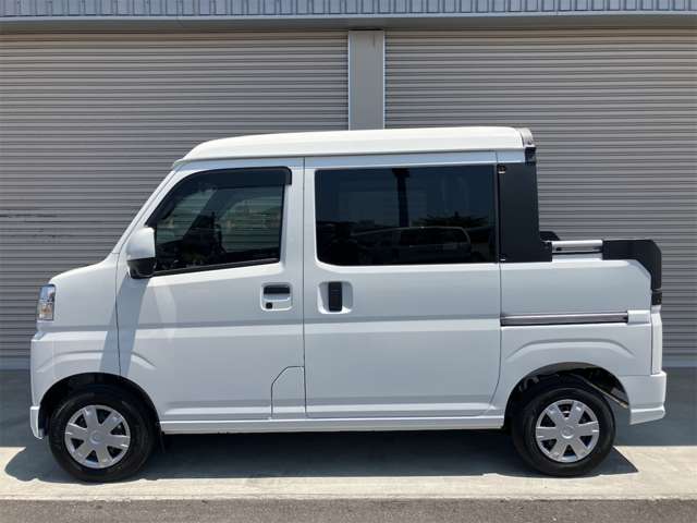 Daihatsu Hijet Deck Van 3