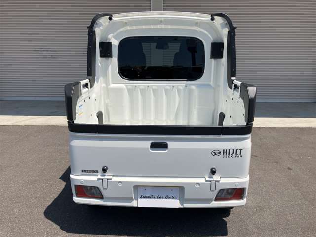 Daihatsu Hijet Deck Van 10