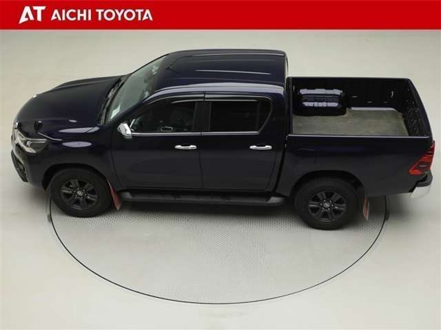 Toyota Hilux 11