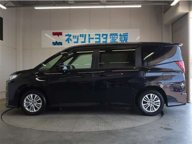 Toyota Noah 2