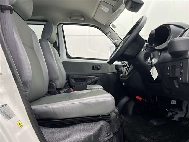 Daihatsu グランマックスカーゴ 10