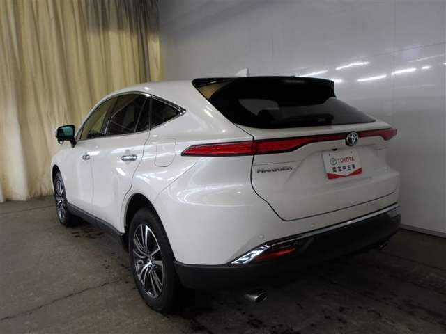 Toyota Harrier 3