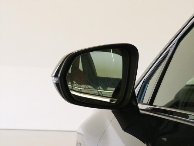Lexus NX 6
