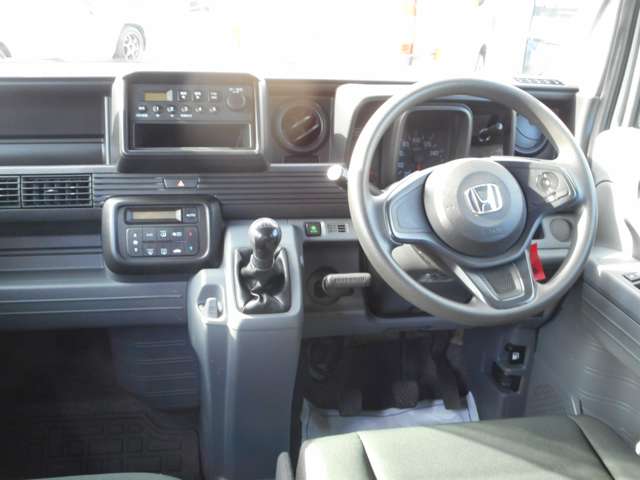 Honda N-VAN 12