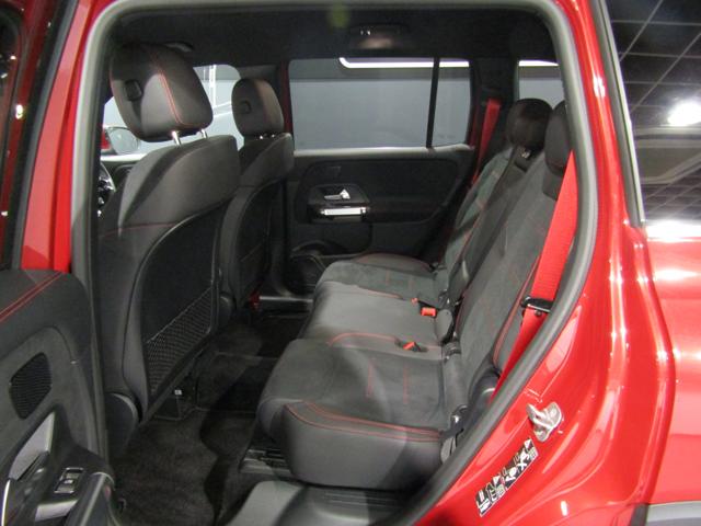 Mercedes-Benz GLB 8
