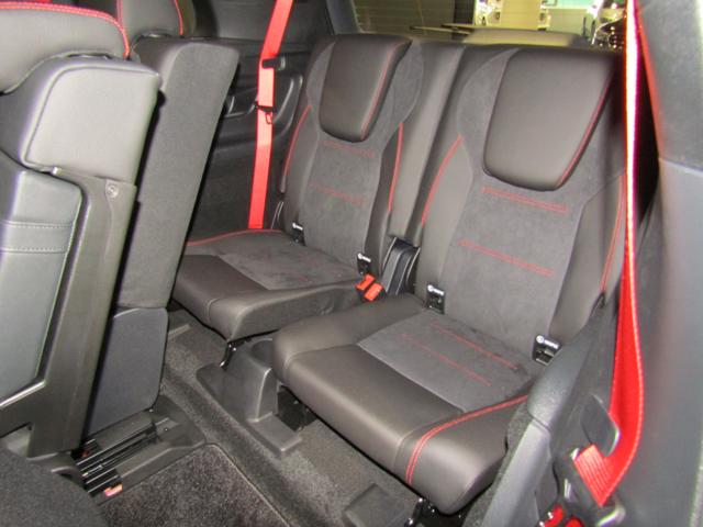 Mercedes-Benz GLB 9