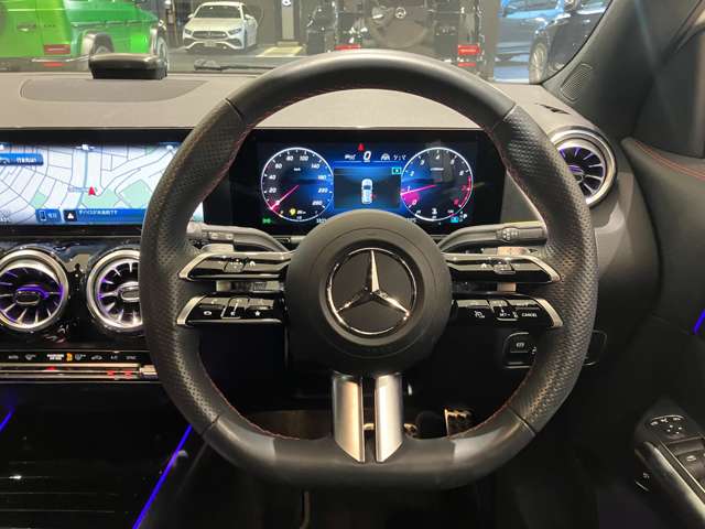 Mercedes-Benz GLA-Class 8