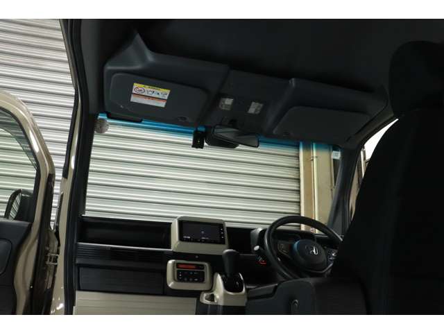 Honda N-VAN 12