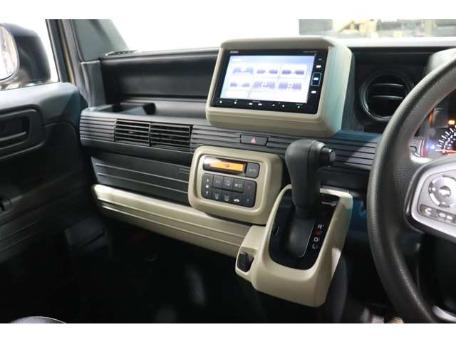 Honda N-VAN 9
