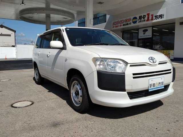 Toyota Succeed Van 3