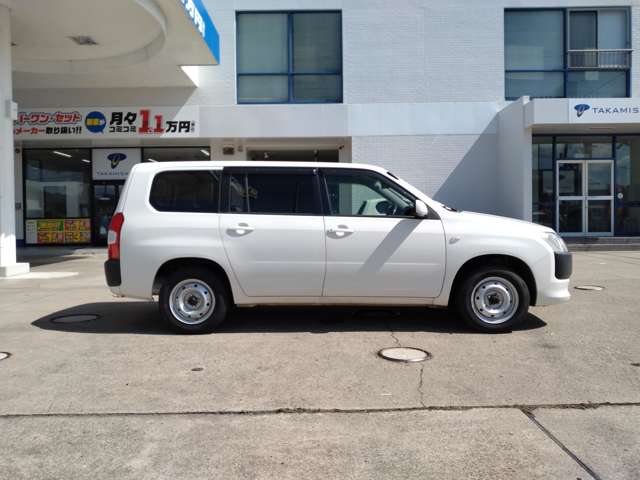 Toyota Succeed Van 4