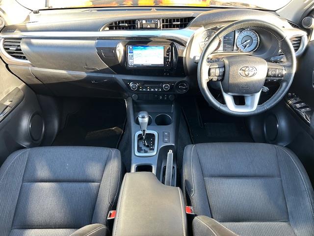 Toyota Hilux 4