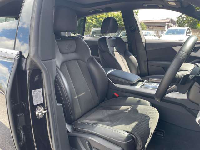 Audi Q8 6