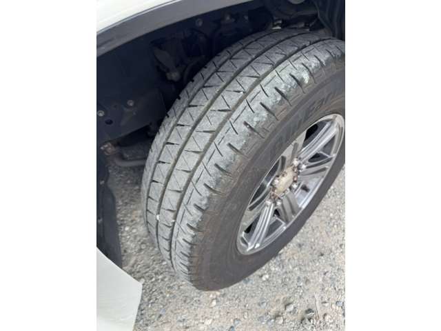 Toyota Camroad 8