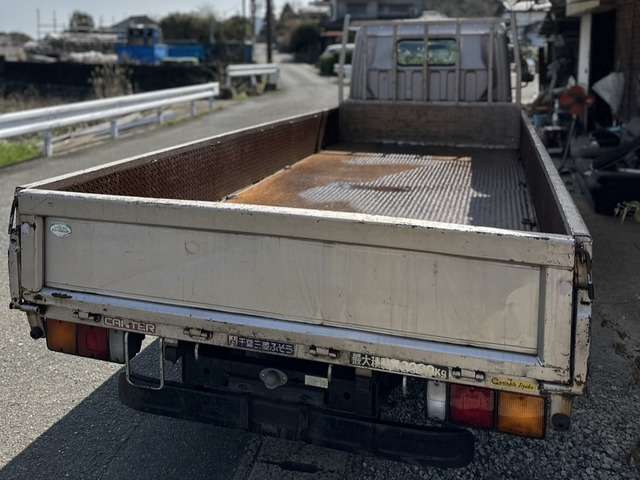 Mitsubishi Fuso Canter 6