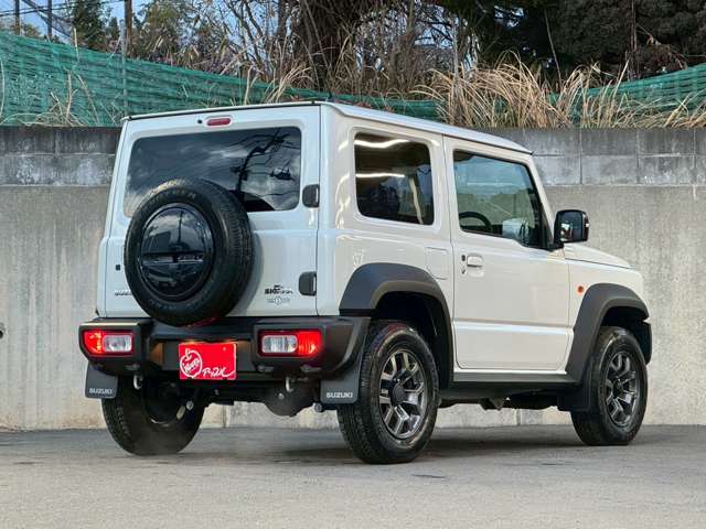 Suzuki Jimny Sierra 11