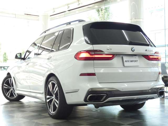BMW X7 2