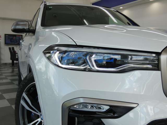 BMW X7 5