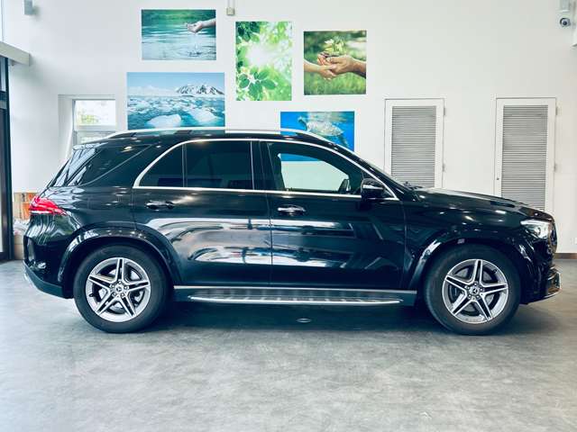 Mercedes-Benz GLE 8