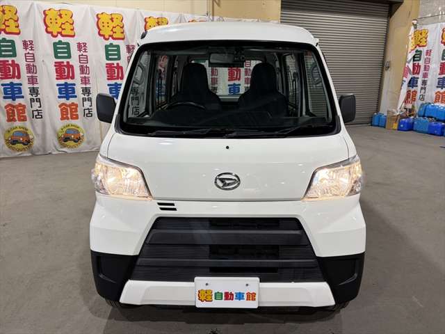 Daihatsu Hijet Cargo 11
