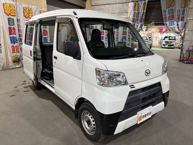Daihatsu Hijet Cargo 6