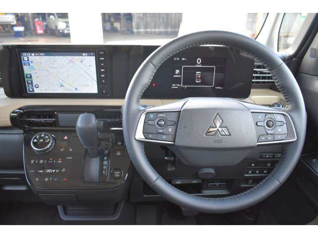Mitsubishi Delica Mini 11
