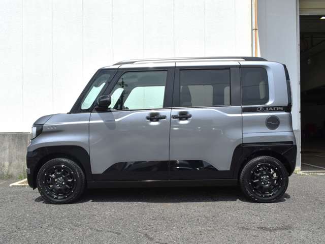 Mitsubishi Delica Mini 6