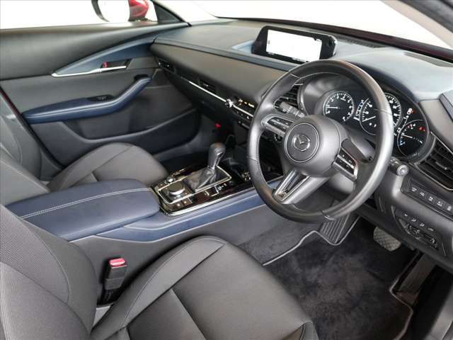 Mazda CX-30 3