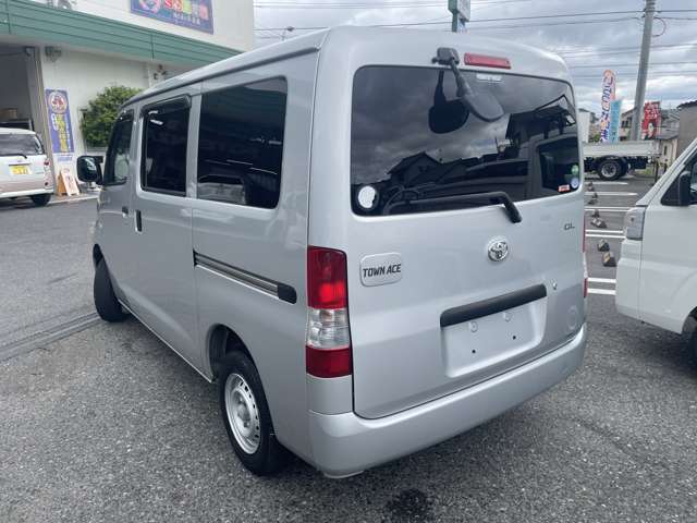 Toyota Town Ace Van 2
