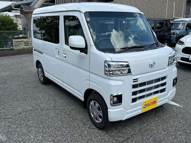 Daihatsu Hijet Cargo 7