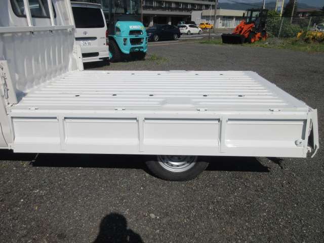 Toyota Light Ace Truck 12