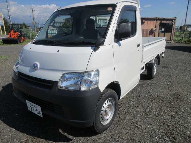 Toyota Light Ace Truck 3