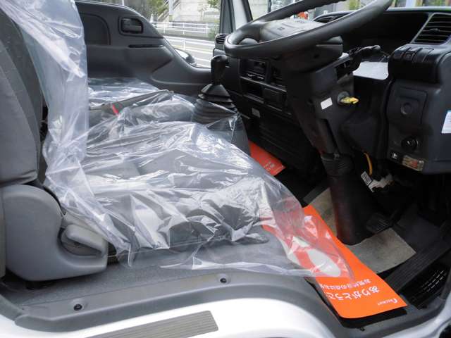 Isuzu Elf 10