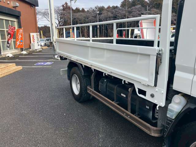 Mitsubishi Fuso Canter 11