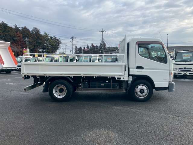 Mitsubishi Fuso Canter 4