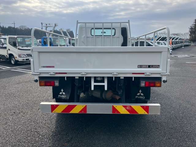 Mitsubishi Fuso Canter 6