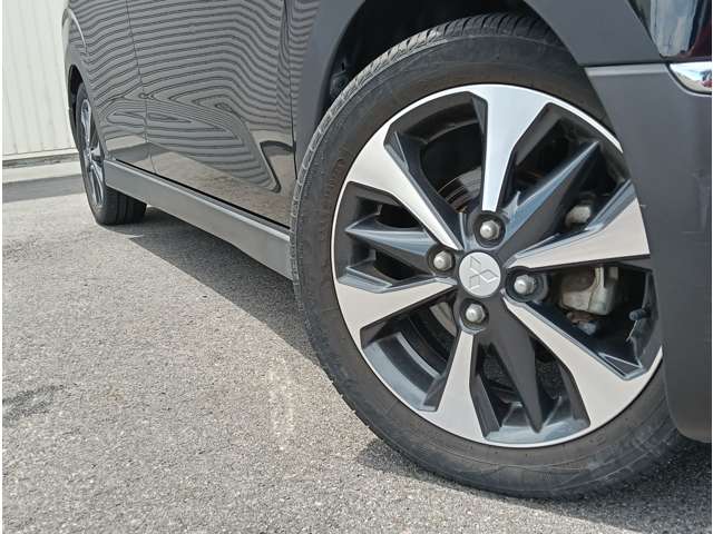 Mitsubishi eK X 12