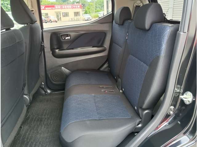 Mitsubishi eK X 7