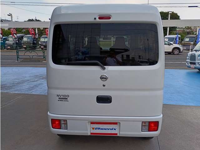 Nissan NV100 Clipper 11