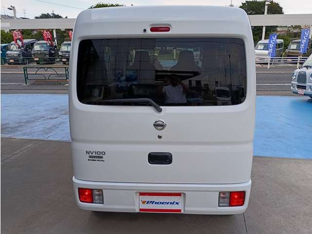 Nissan NV100 Clipper 10