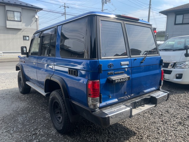 Toyota Land Cruiser Prado 7