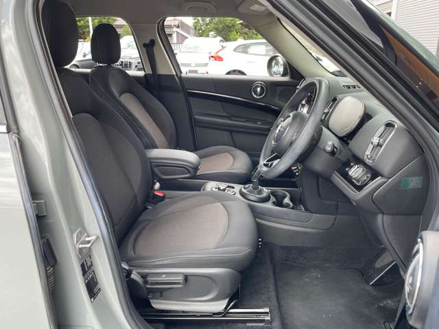 MINI Crossover 7