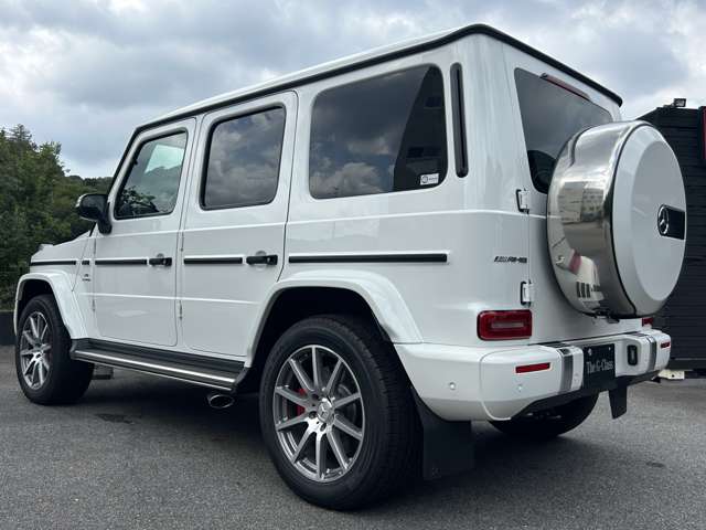 Mercedes-Benz G-Class 4